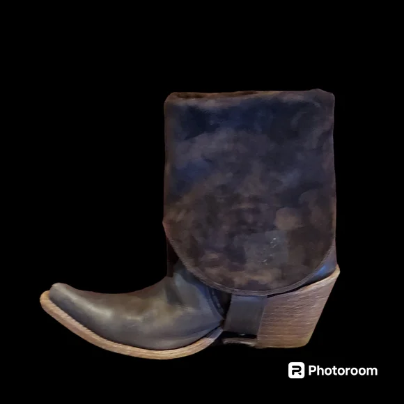 CORRAL BOOTS - Women's cowboy boot 8M - Brown -  Cross/Wings applique - Picture 3 of 11